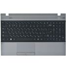 Клавиатура черная с черной рамкой (Топкейс серый) для Samsung NP300V5A-S19 (белый)